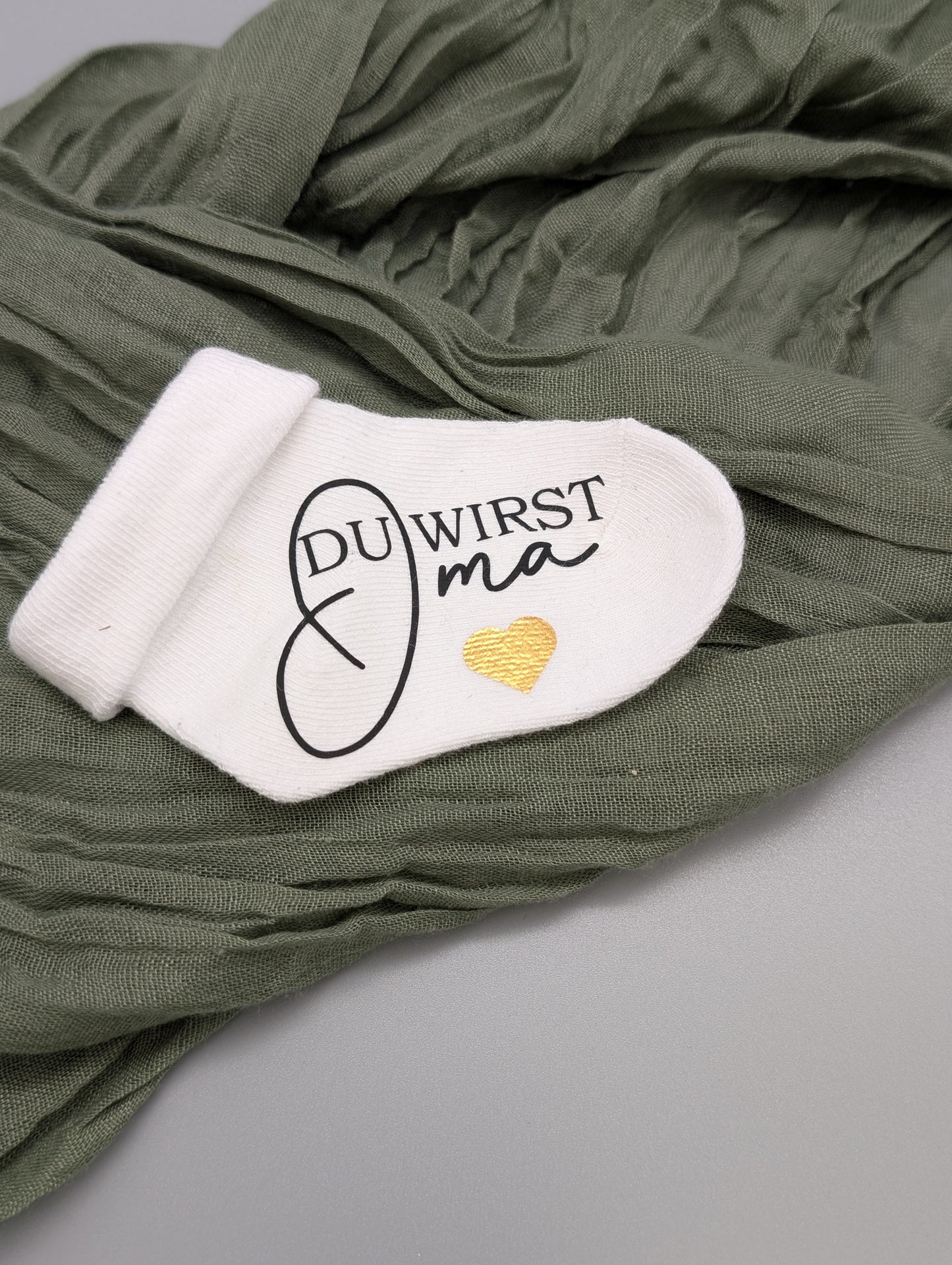 SCHWANGERSCHAFTSVERKÜNDUNG I BABYSOCKEN