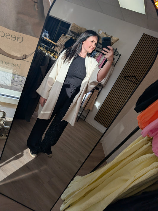 LANGE STRICKJACKE I EINHEITSGRÖßE