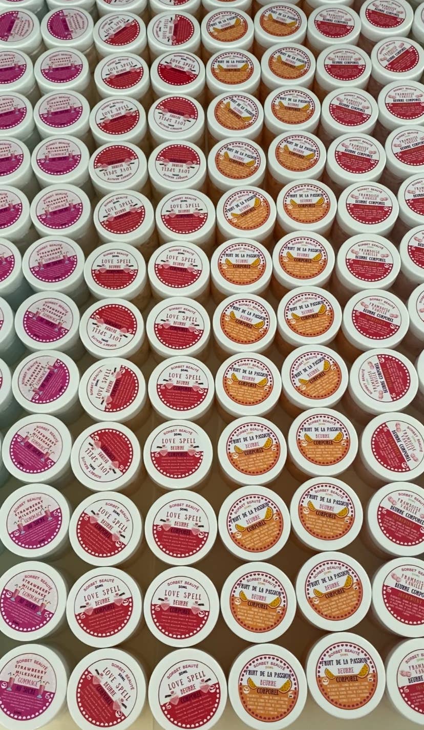 GESCHLAGENE KÖRPERBUTTER I SHEA - SCHLAGSAHNE