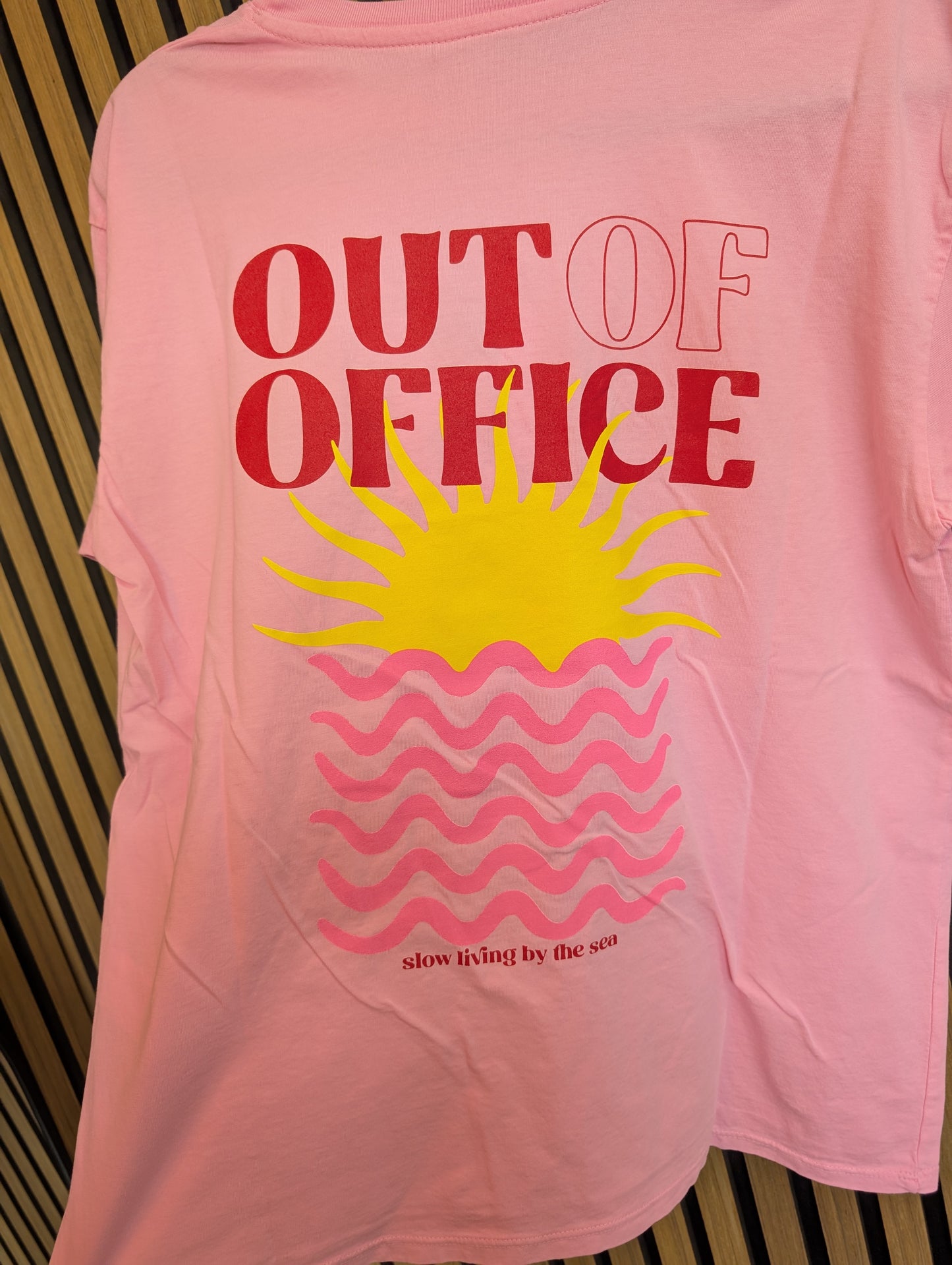 T-SHIRT OUT OF OFFICE I EINHEITSGRÖßE