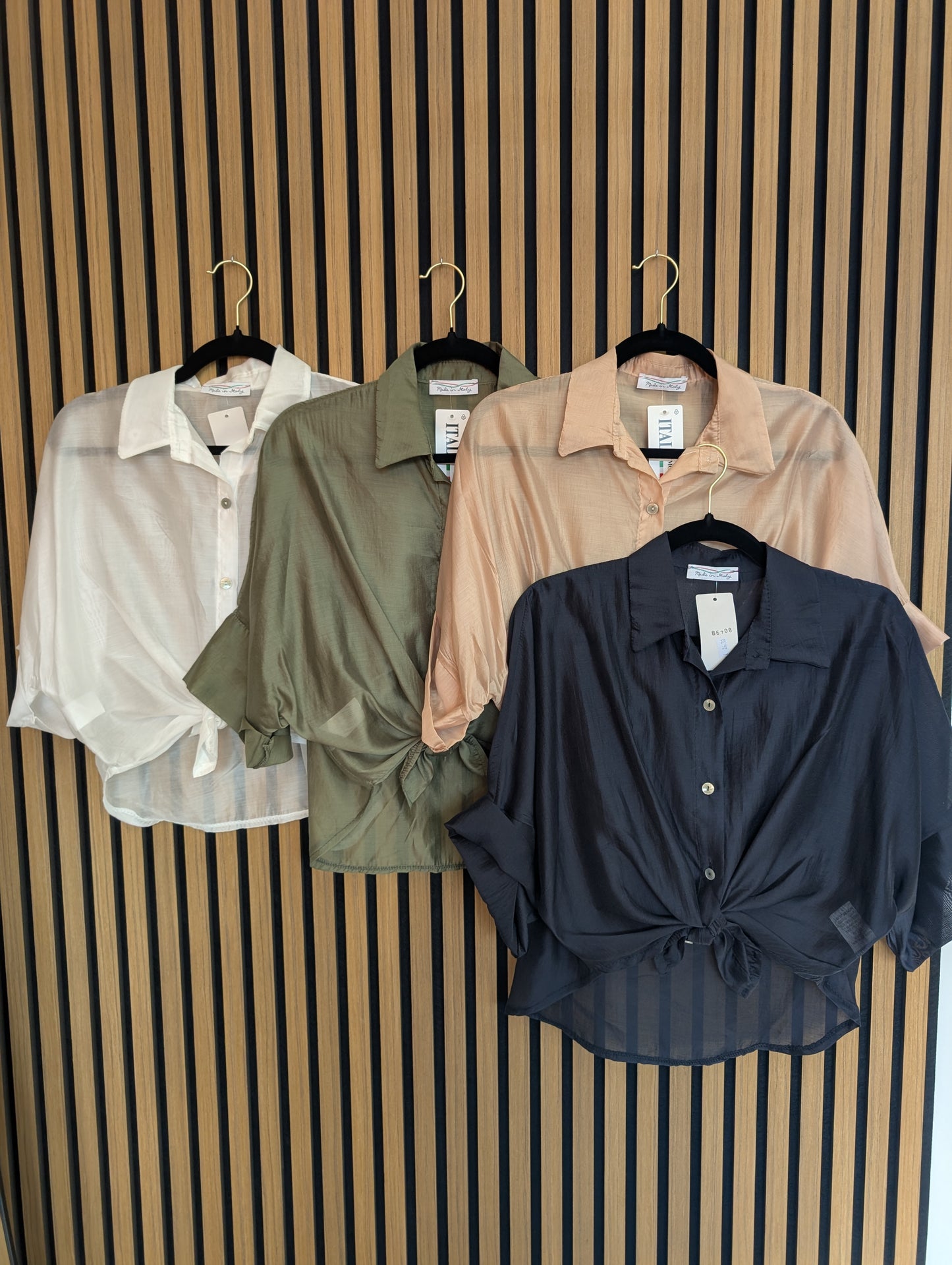 KNOTEN BLUSE I EINHEITSGÖßE