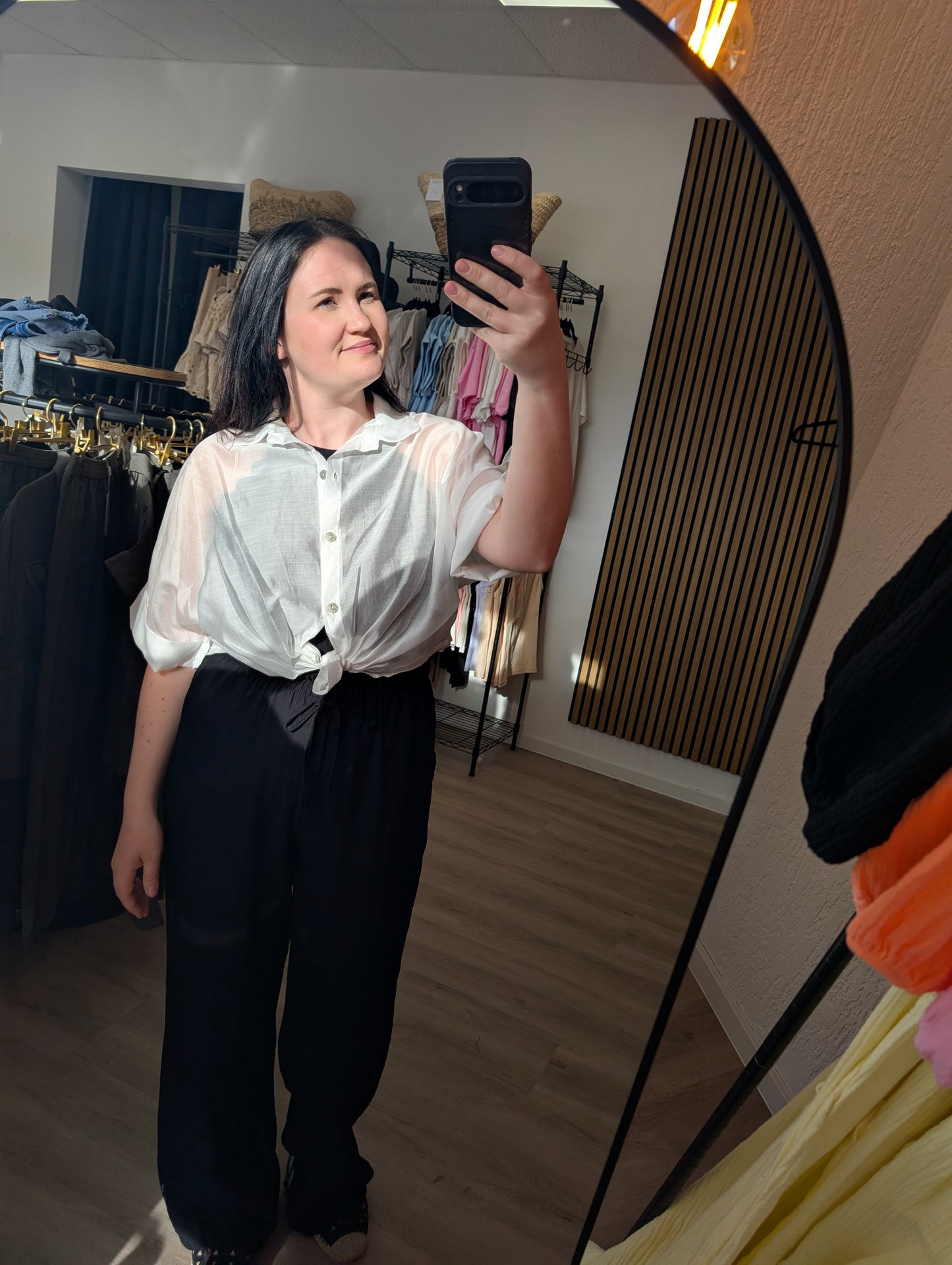 KNOTEN BLUSE I EINHEITSGÖßE