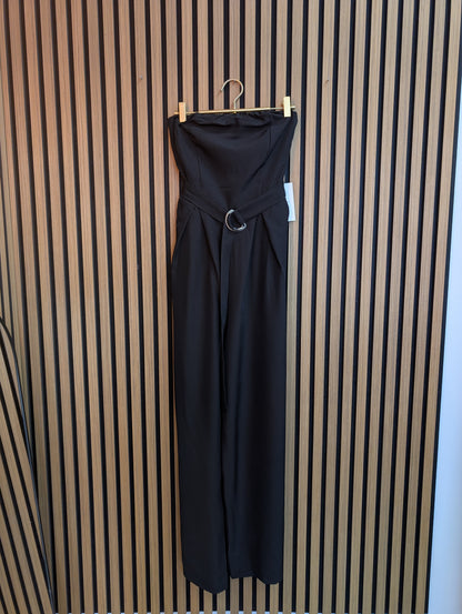 ELEGANTER TRÄGERLOSER JUMPSUIT I EINHEITSGRÖßE