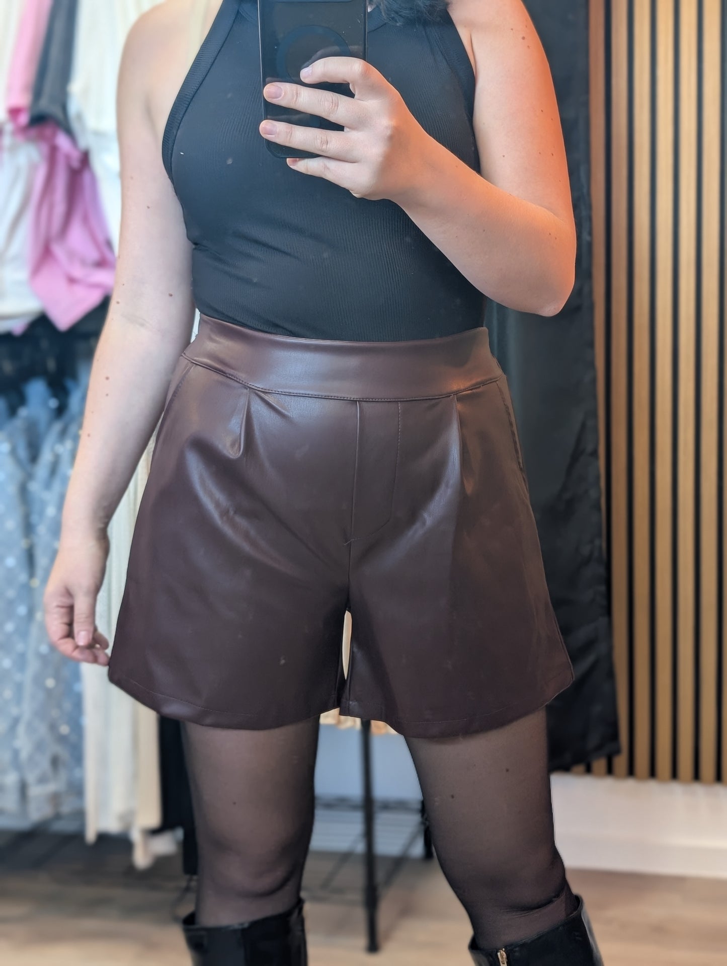 KURZE HOSE "CHIC-FAUX"