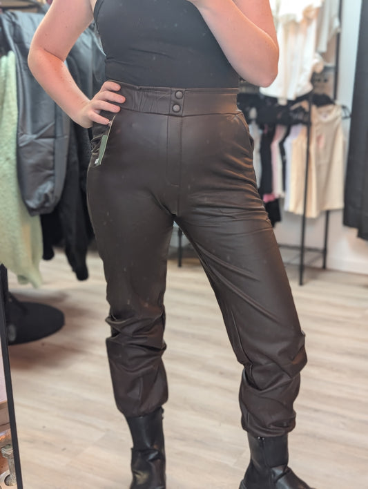 LEDERHOSE "JOGGER"